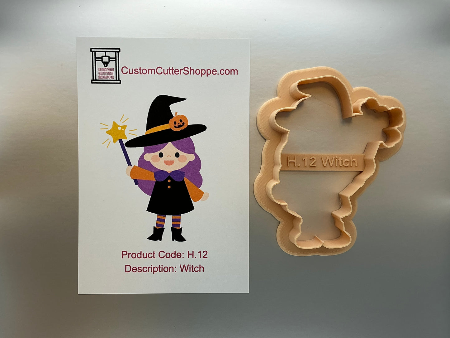 Witch Cookie Cutter (H.12)